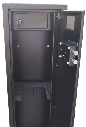 6 Gun cabinet with inner ammo safe